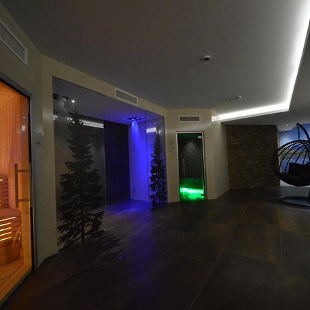 Residence Hotel Anna ปัสโซเดลโตนาเล ภายนอก รูปภาพ